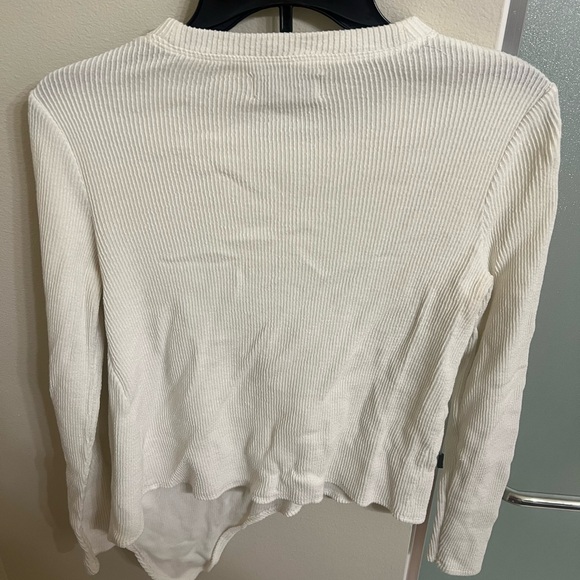 Women's Cream Ribbed Top - Picture 3 of 3